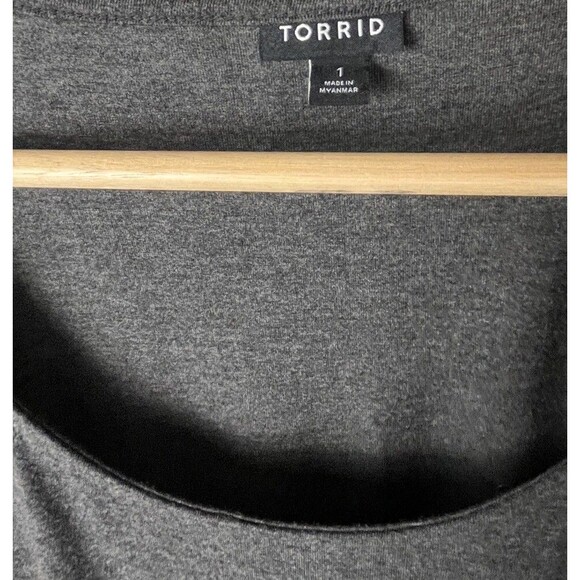 Torrid 1 Gray Knit Dress 1X Short Sleeve Stretch Knee Length Belt Casual Office - Picture 3 of 3